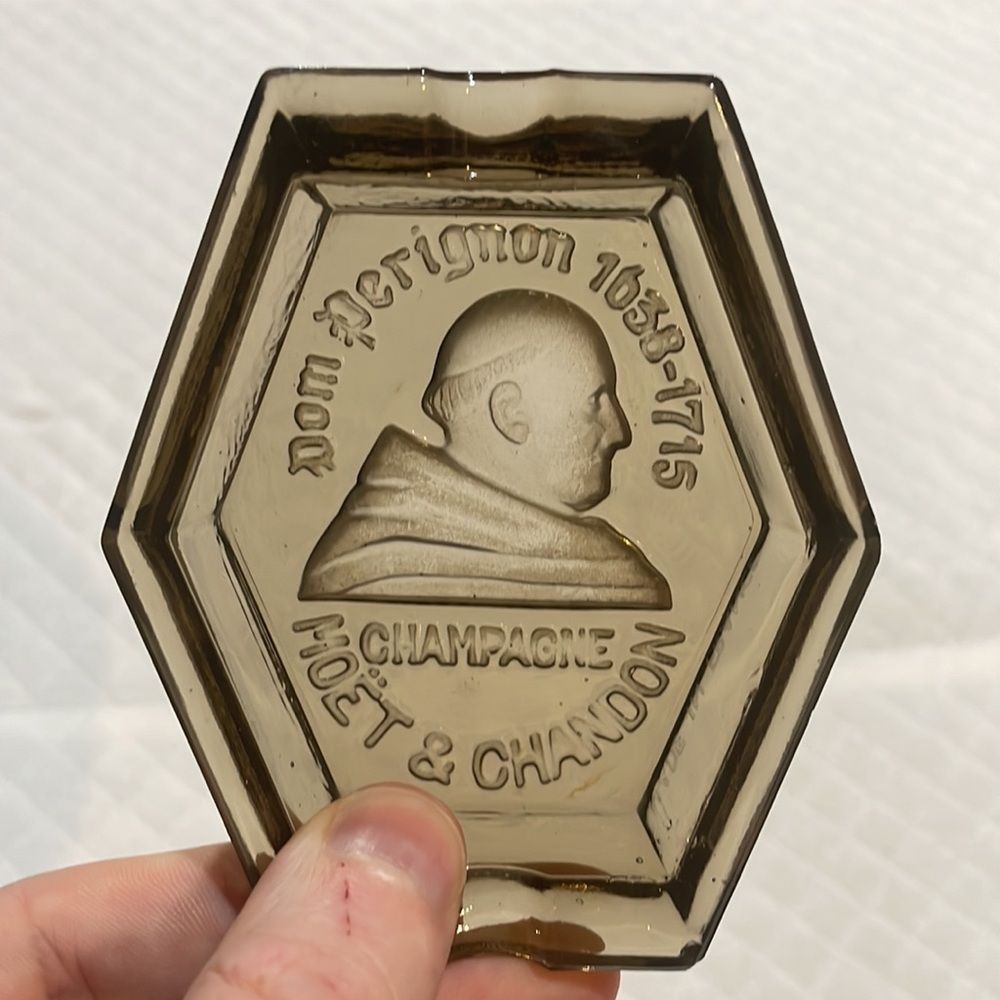 Don Perignon Moët Chandon ash tray